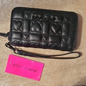 Betsey Johnson Black Heart Quilted Zip Around Wallet